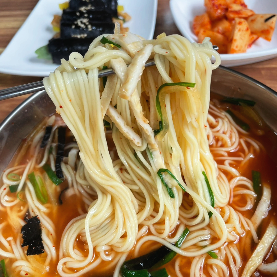 찬들김밥 이미지