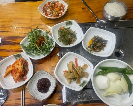 팔영산토종흑염소 이미지