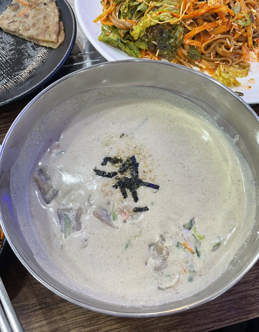 엄가네도토리 이미지
