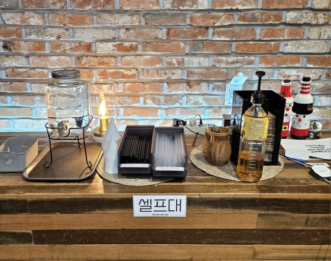 도토리창고 이미지