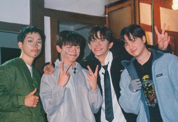 데이원더뮤직 이미지
