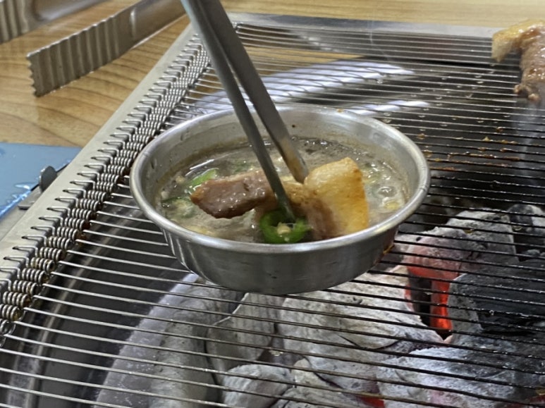 안동참숯뒷고기 이미지