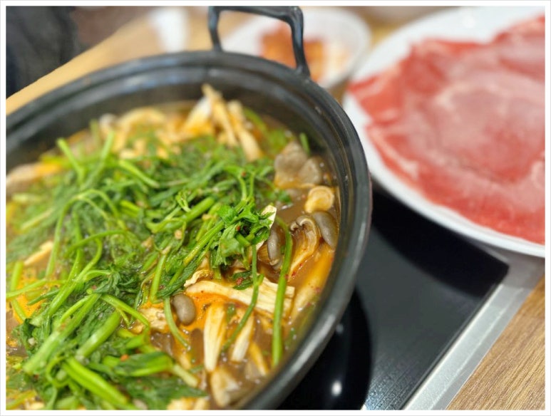 등촌샤브칼국수 이미지