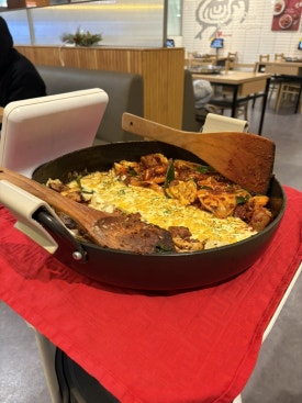 유가네닭갈비 영남대점 이미지