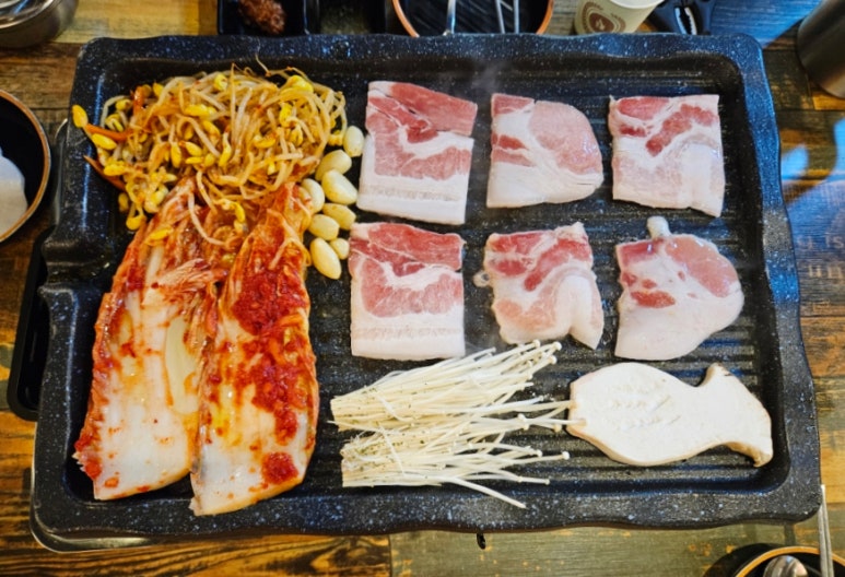낭만삼겹살군포역점 이미지