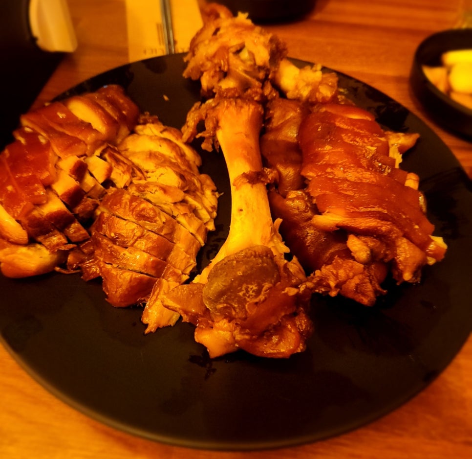 김진오김실장왕족발대명점 이미지