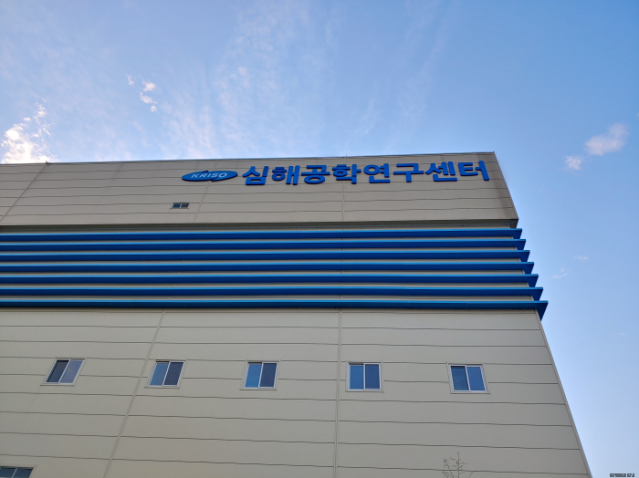 애드컴 이미지