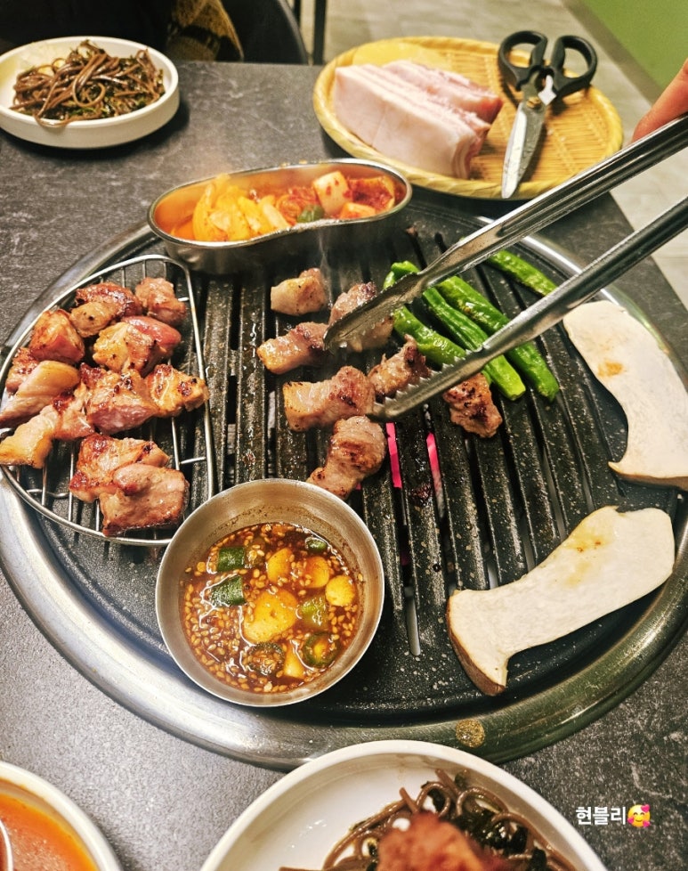 촌 돼짓간 이미지