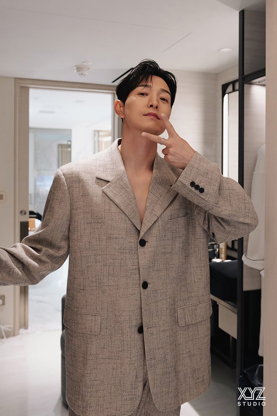 비하인드플러스 이미지