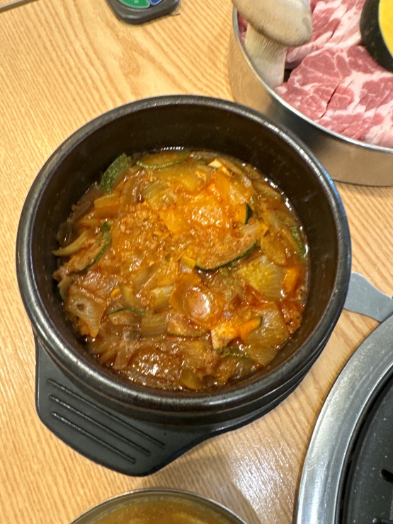 고기랑술이랑 이미지
