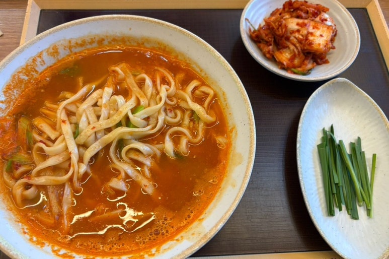 고향엄마손생바지락칼국수병점 이미지