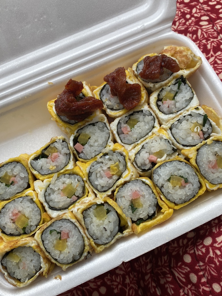 짠지계란말이김밥 이미지