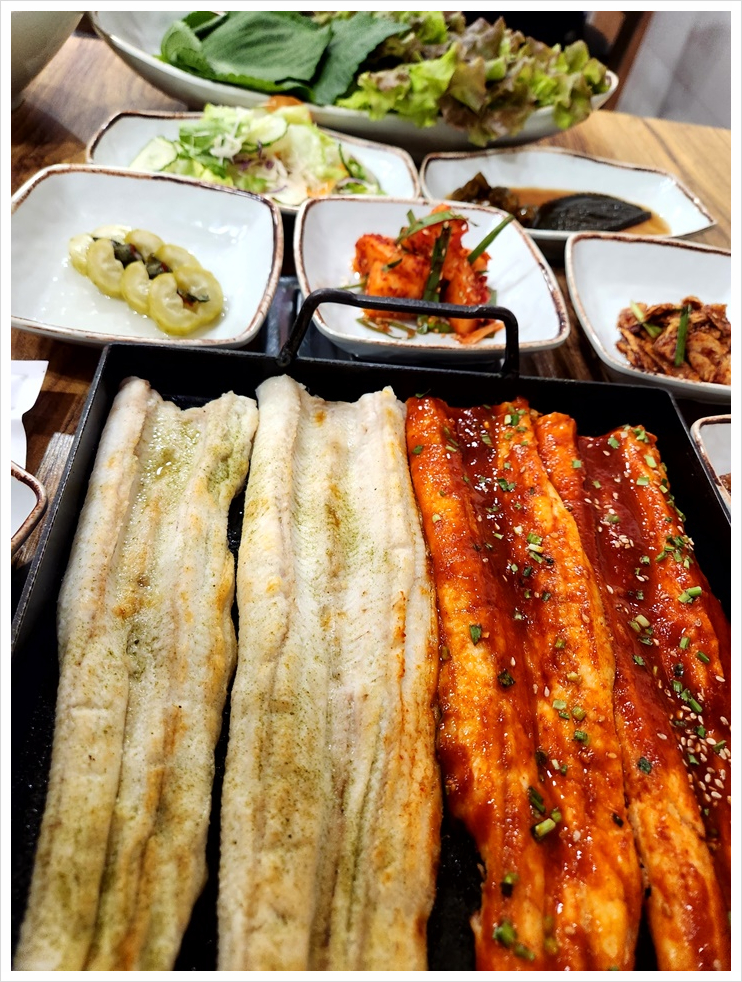 명품장어 이미지