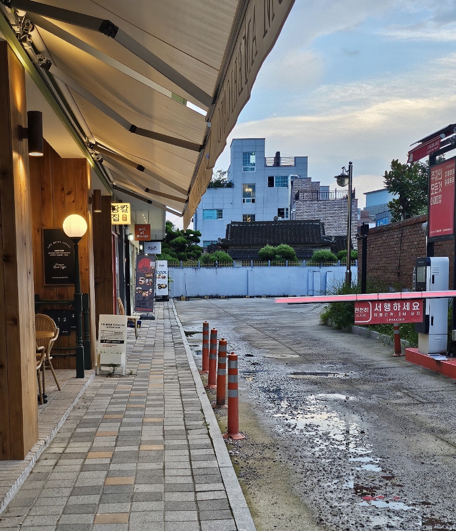 커피로드뷰 광주동명점 이미지