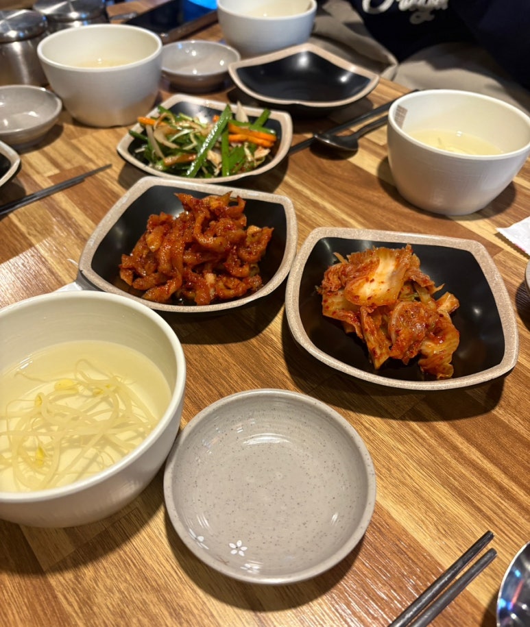 본능족으로 족발보쌈 이미지