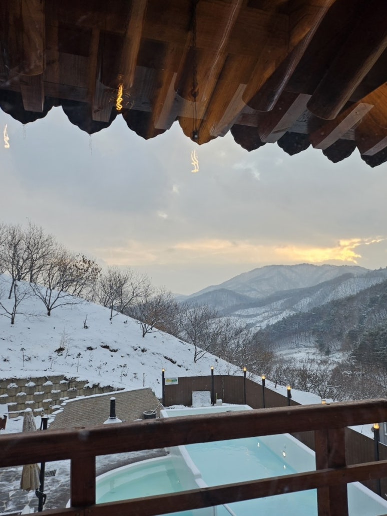 유달리 한옥 이미지