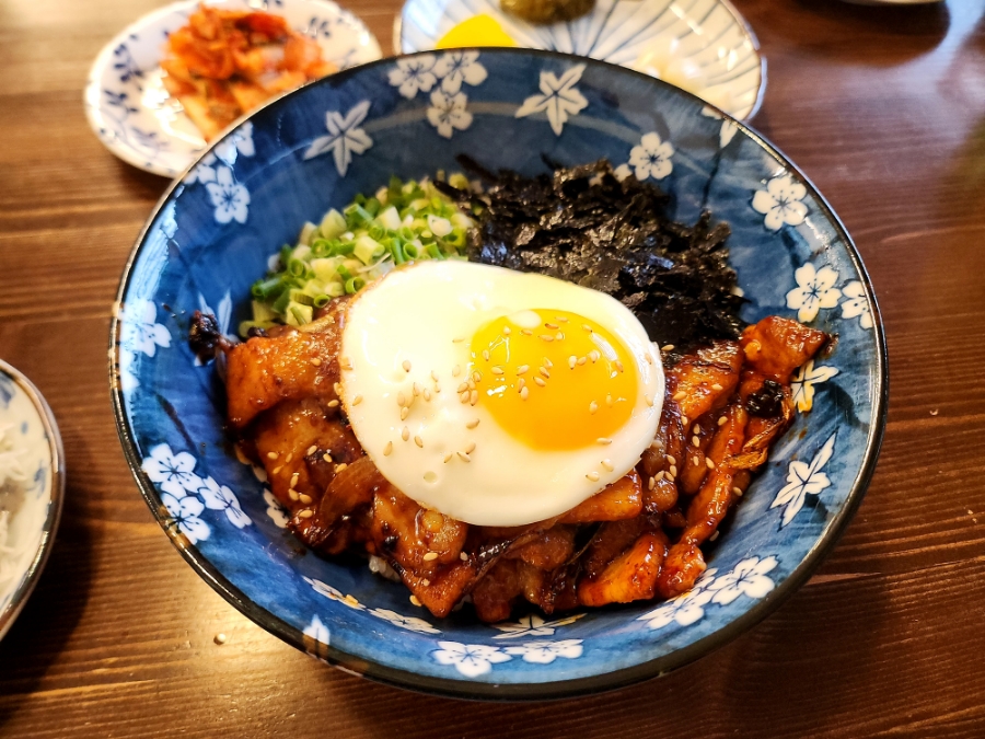 미성덮밥 이미지