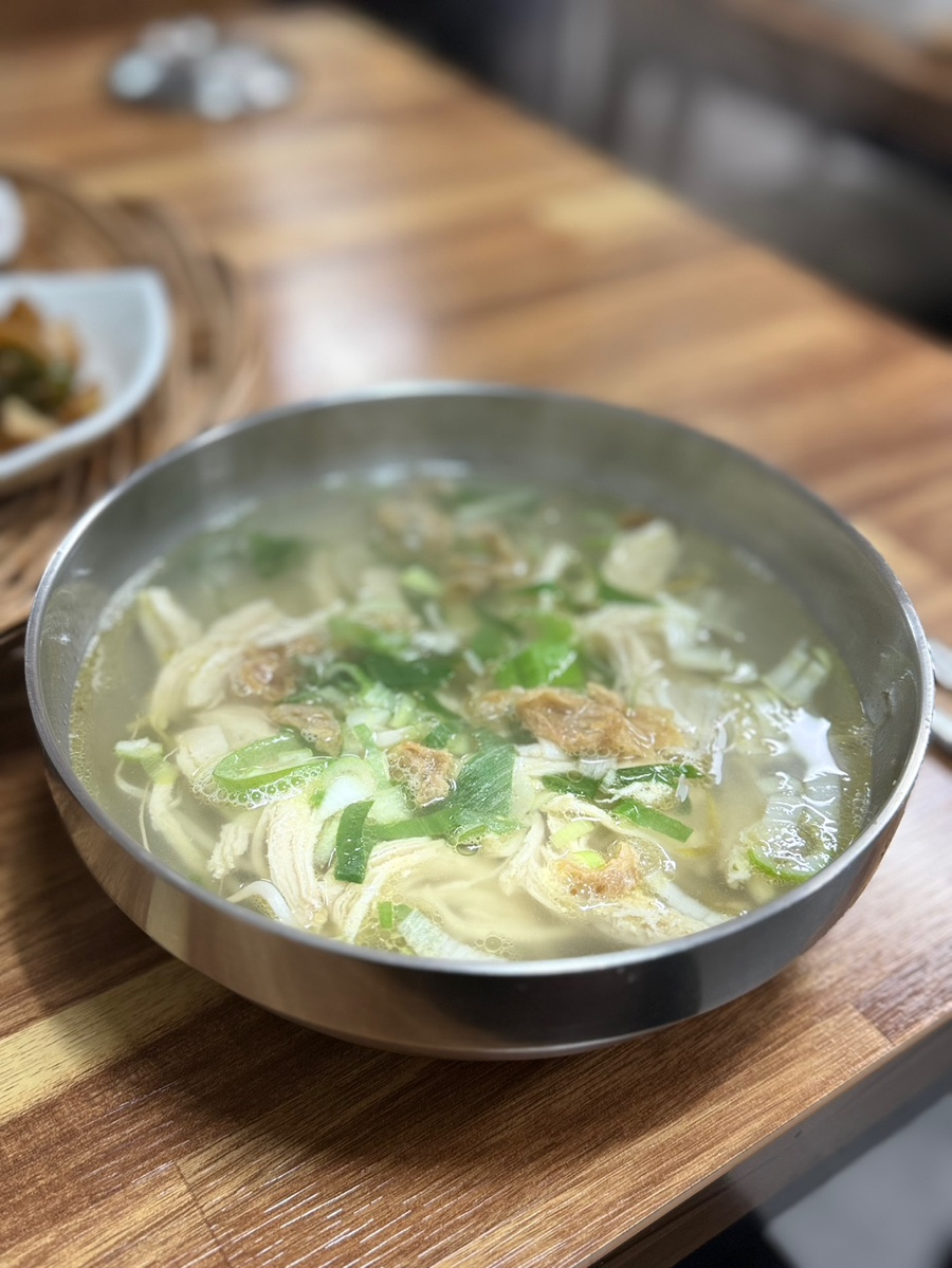 연일소문난닭개장 이미지