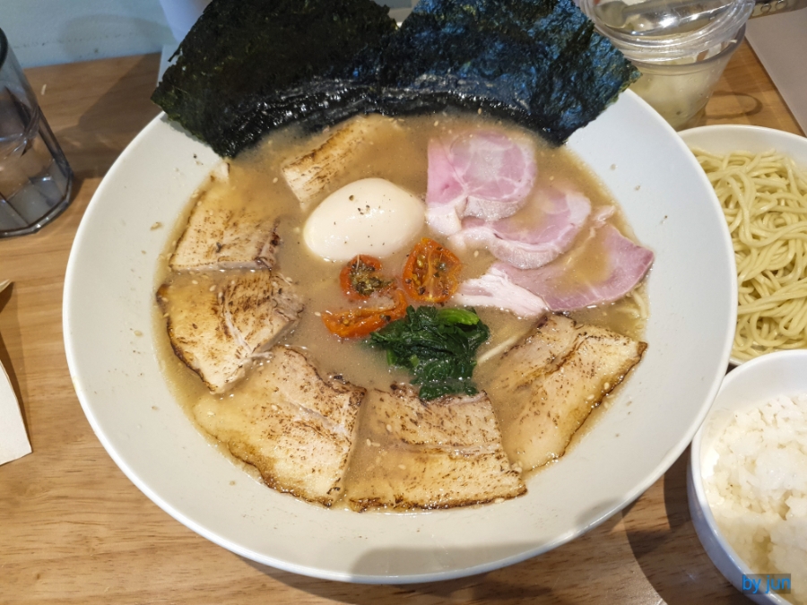 서양라멘 이미지