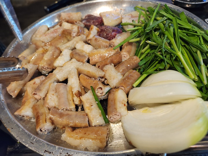 한우부추곱창 이미지