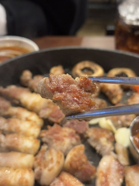꽃돼지고기집 이미지