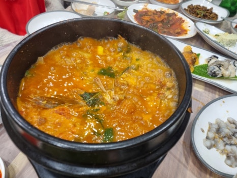 큰마당 횟집 이미지