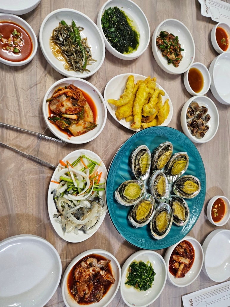 사계절복집 이미지