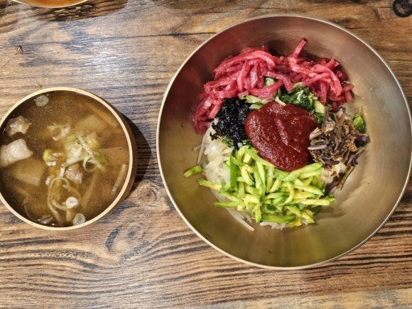 진주비빔밥 이미지