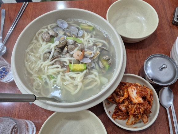 강고집참바지락칼국수 이미지