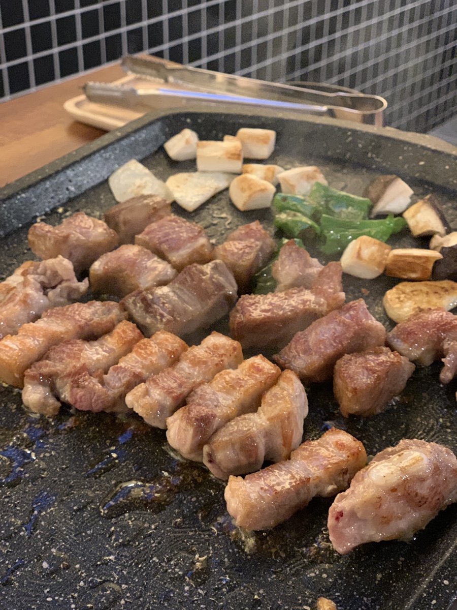 홍돈삼겹살 이미지