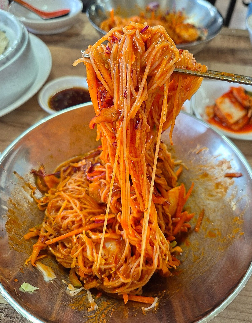 김종수 멸치국수 이미지