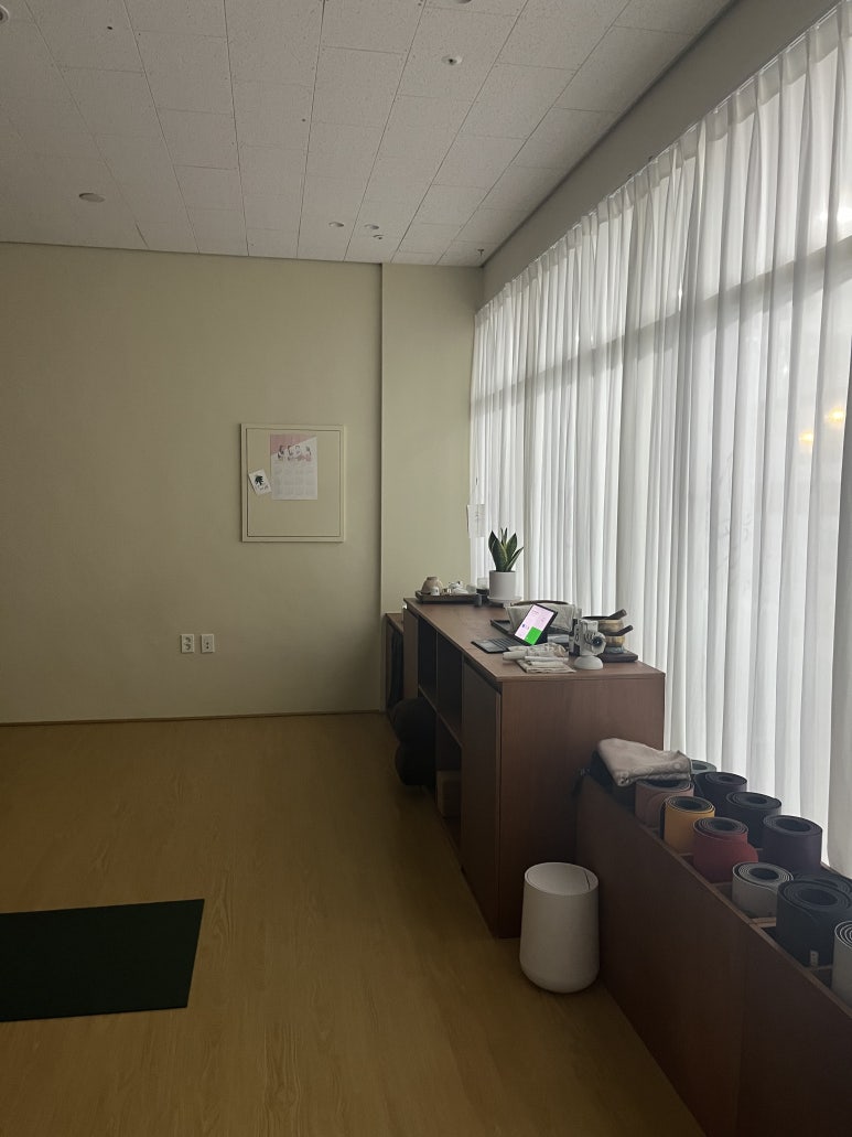 쪼물딱 꼼지락 이미지