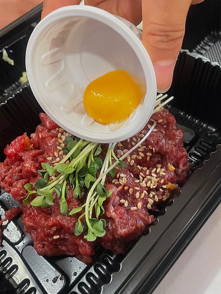 홍육회 이미지