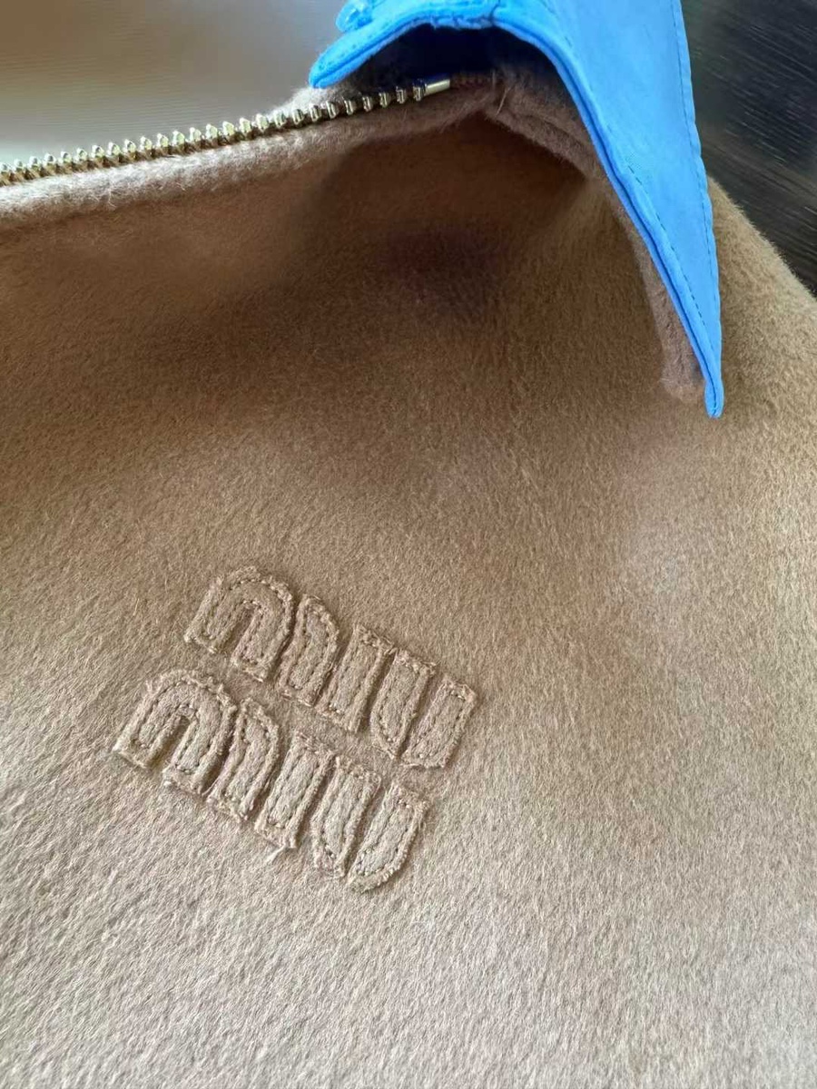 뮤뮤 이미지