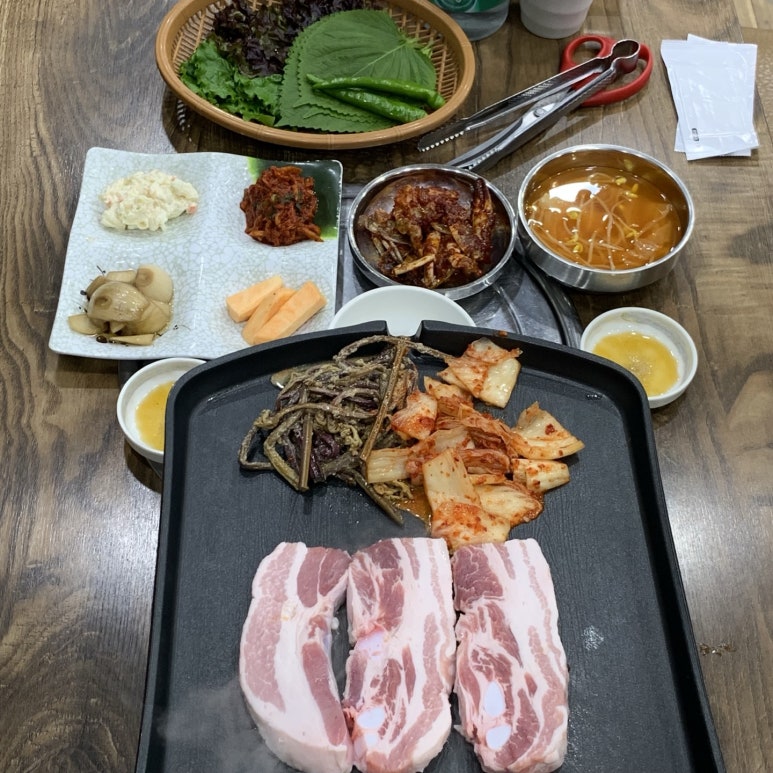 숯불왕갈비 이미지