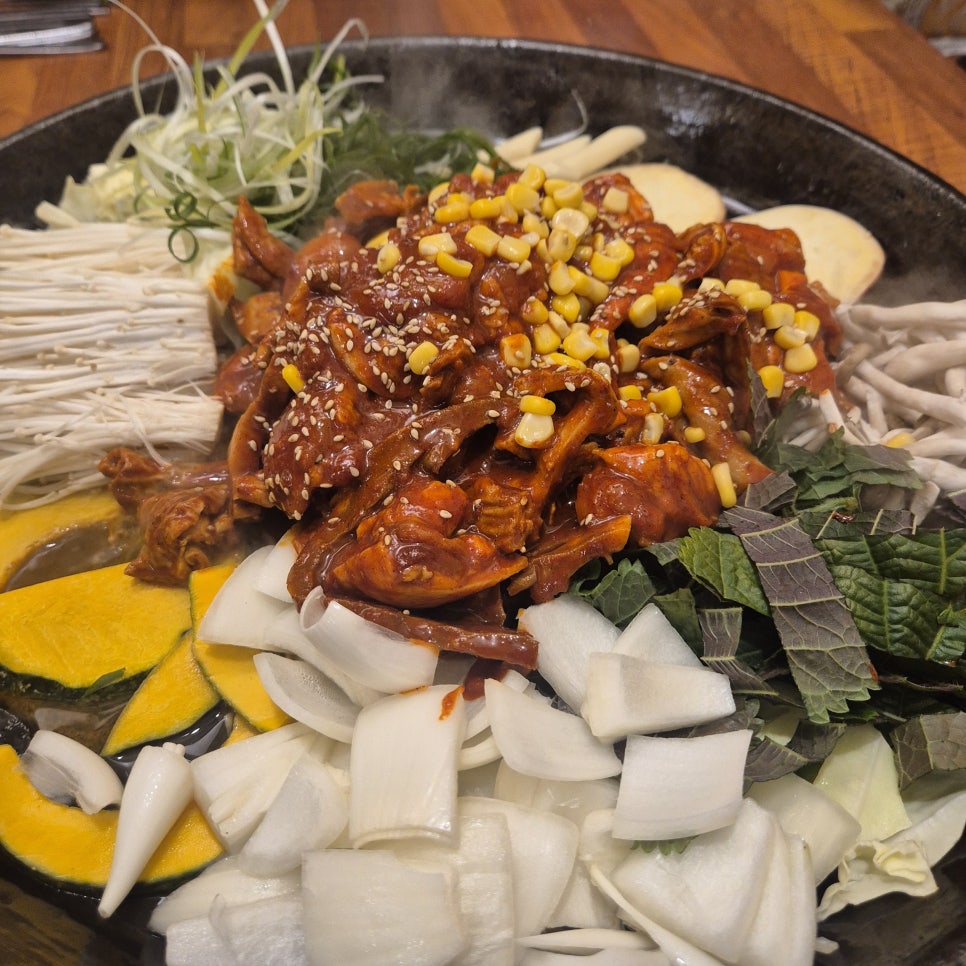 마녀의닭갈비(용봉점) 이미지