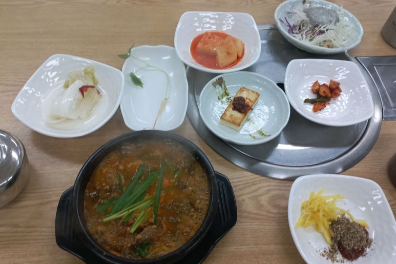금바위흑염소 이미지