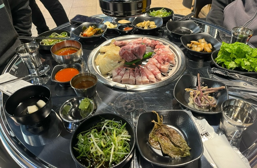 깡촌흑돼지노형점 이미지