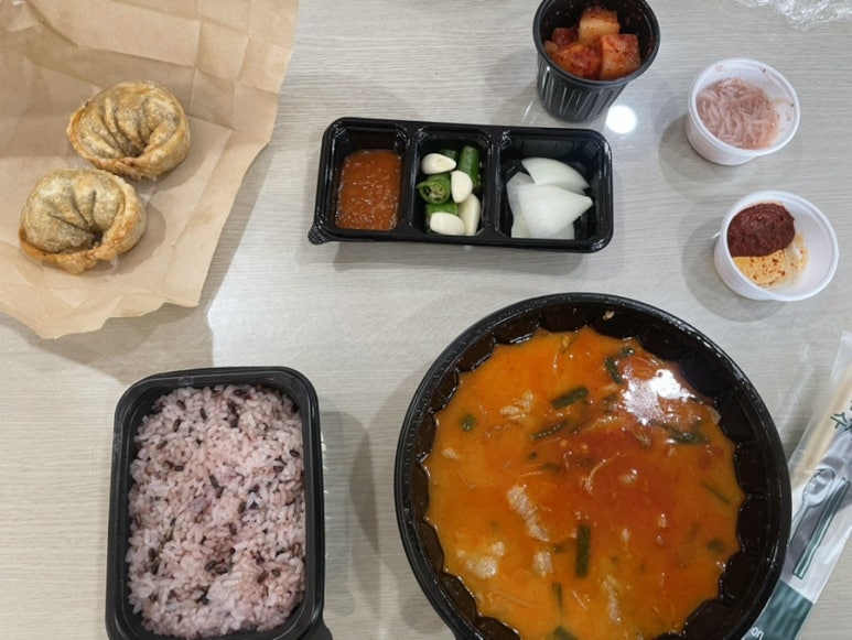 영천 얼큰 돼지국밥 이미지