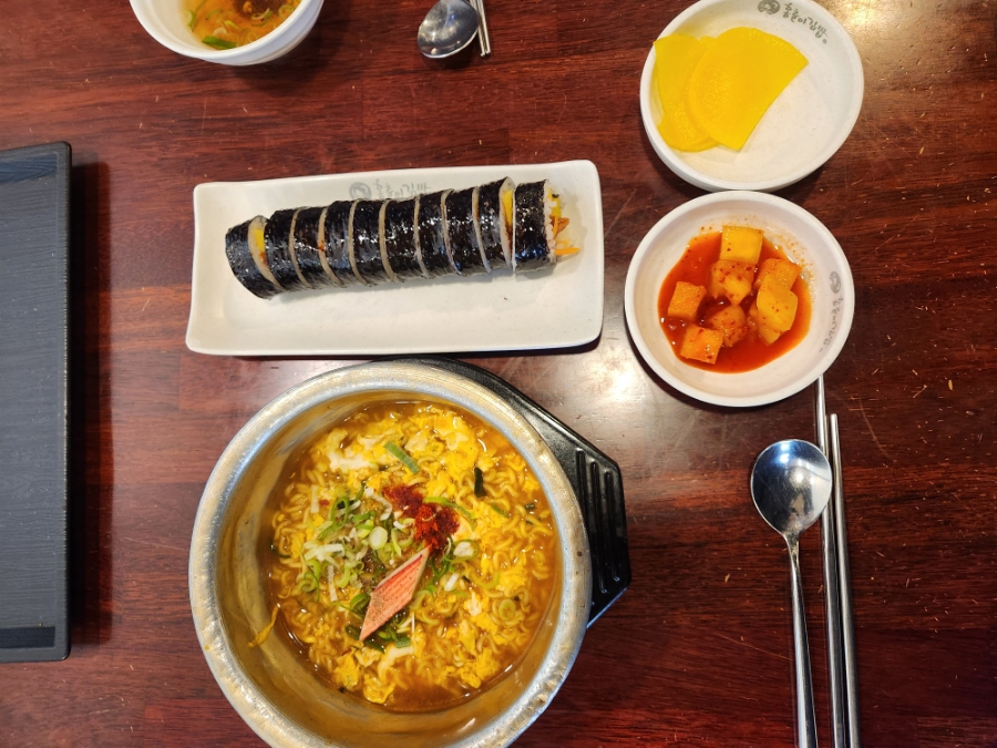 홍춘이김밥본점 이미지