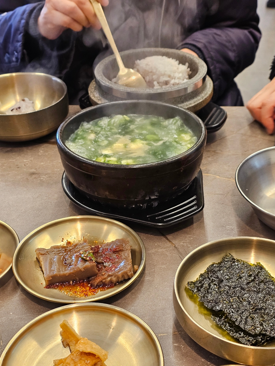 완뚝순두부 이미지