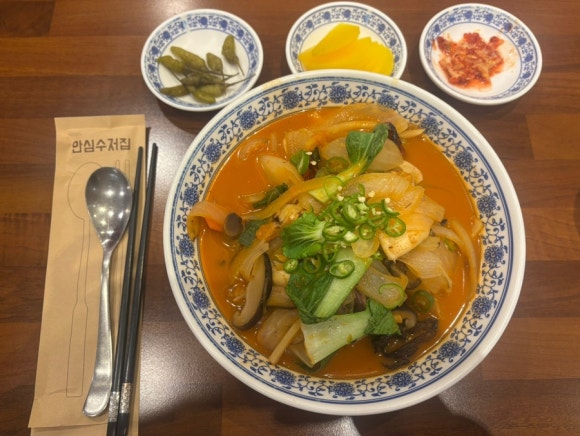 웍앤그릴 이미지