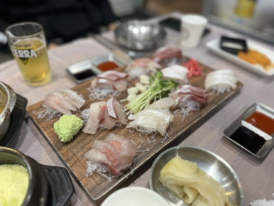 회뜨는포차 이미지