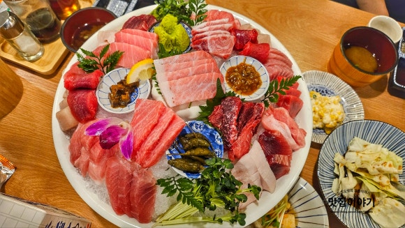 봉우리참치 이미지