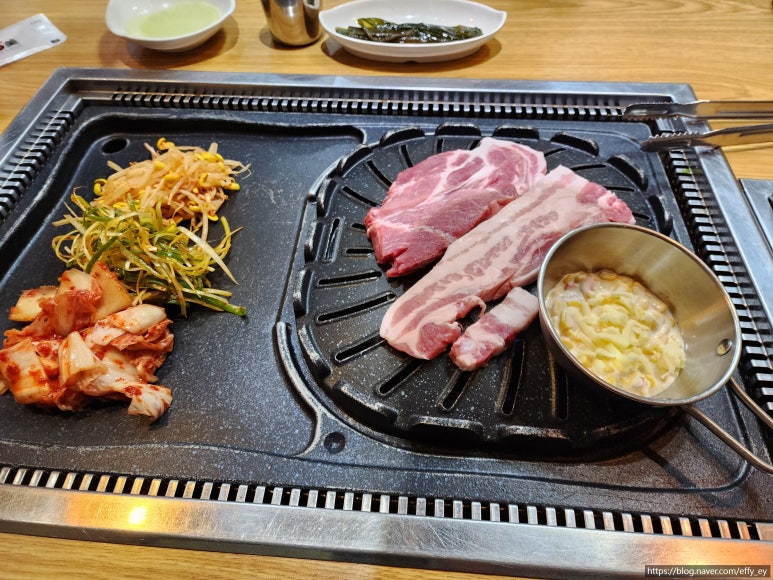 두리생고깃집 이미지