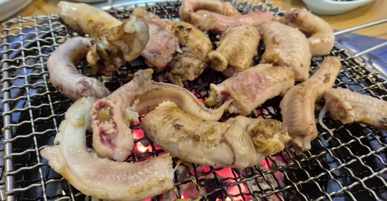 황소숯불꼼장어구이 이미지