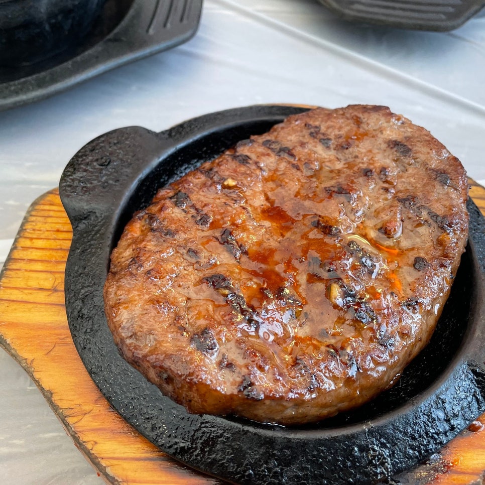 떡갈비칼국수 이미지