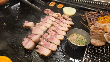 왕돌판고기집 이미지