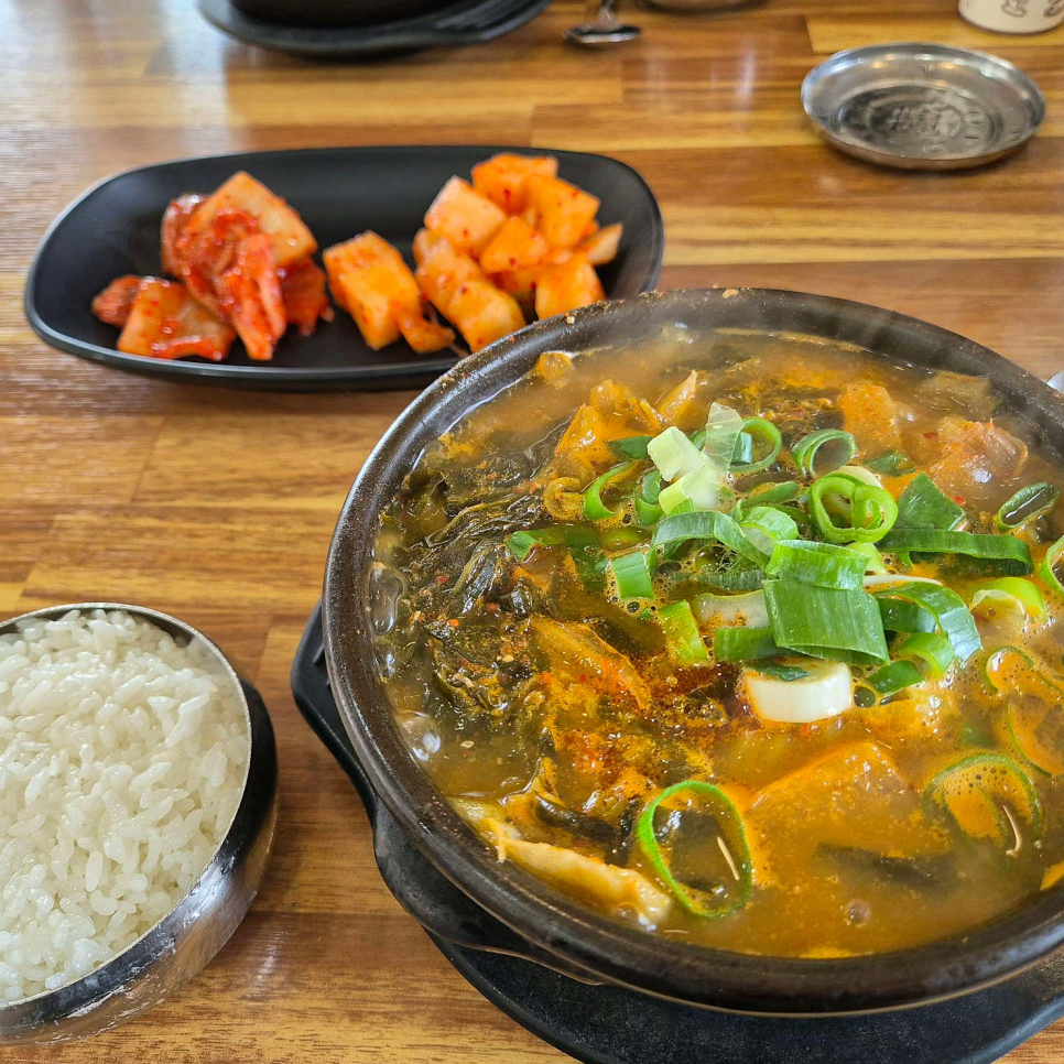 안동장터소고기국밥시흥 이미지