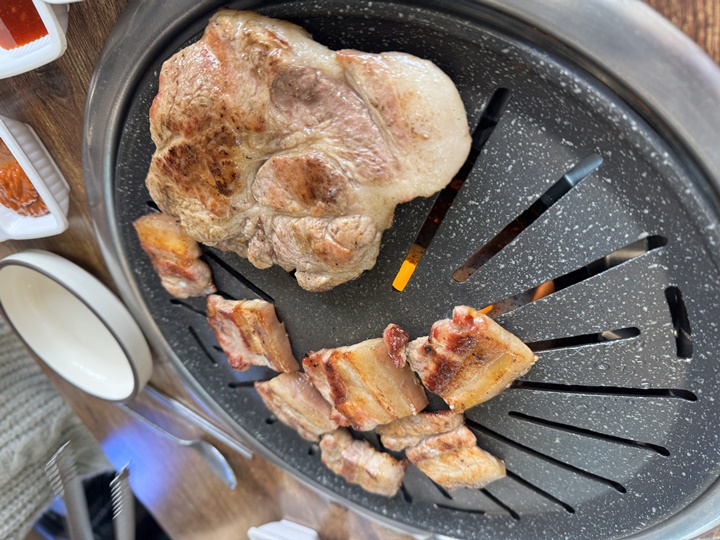 까치생숯불구이 이미지